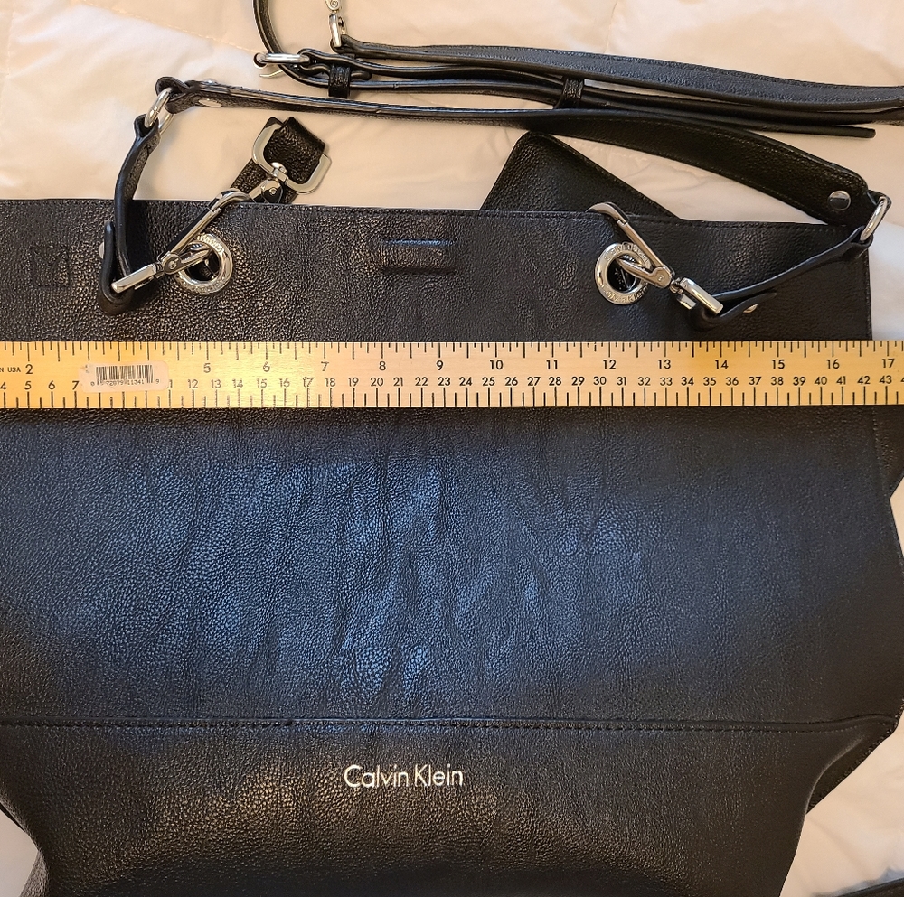 Calvin Klein Reversible Tote - Picture 2 of 15